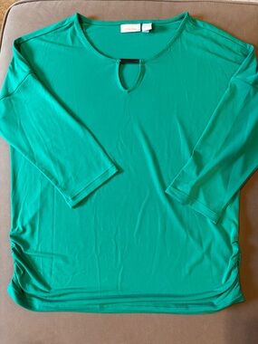 Chico's Emerald Green Keyhole 3/4 Sleeve Top